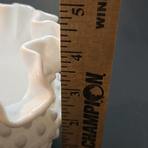 VTG Fenton White Hobnail Milk Glass Round Vase With Crimped Ruffled Edges 4 1/4" - Picture 8 of 9